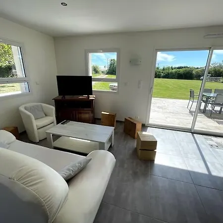 La Bourdetaise Pour 8 Personnes Holiday home *