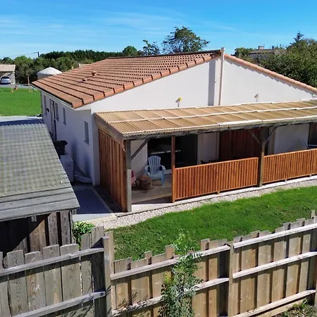 La Bourdetaise Pour 8 Personnes Le Bourdet