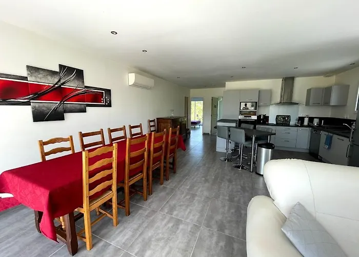 La Bourdetaise Pour 8 Personnes *