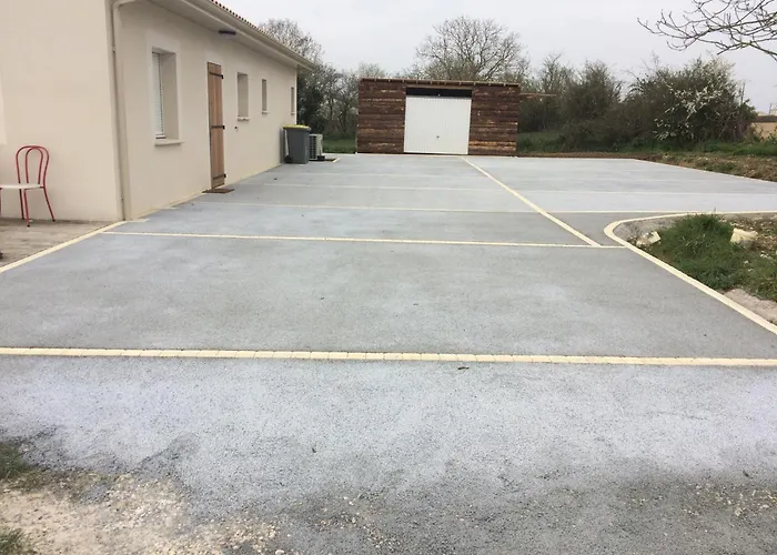 Сasa de vacaciones La Bourdetaise Pour 8 Personnes