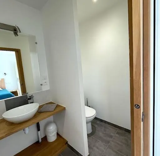 La Bourdetaise Pour 8 Personnes Сasa de vacaciones Le Bourdet