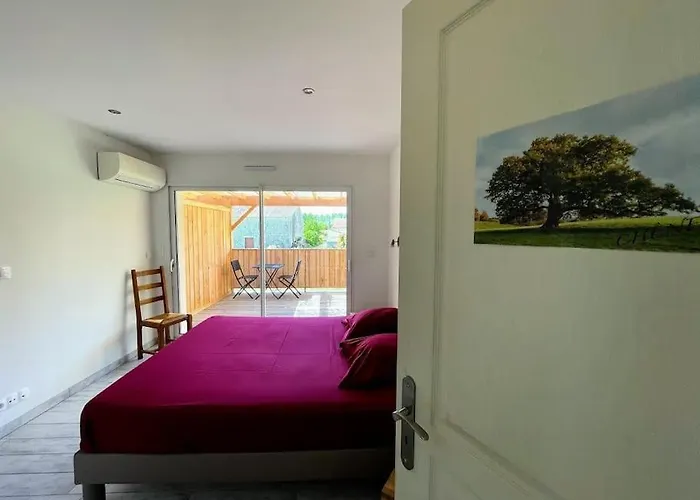 La Bourdetaise Pour 8 Personnes Le Bourdet